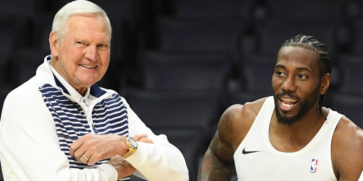 Jerry West con Kawhi Leonard