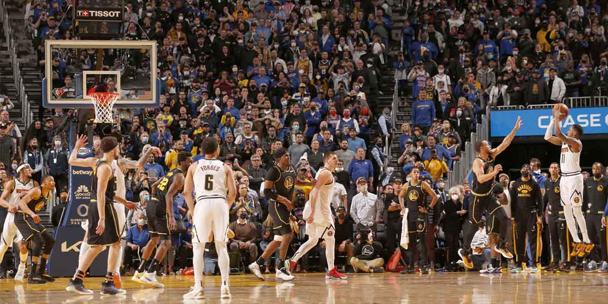 La tripla buzzer beater di Monte Morris segnata contro i Golden State Warriors