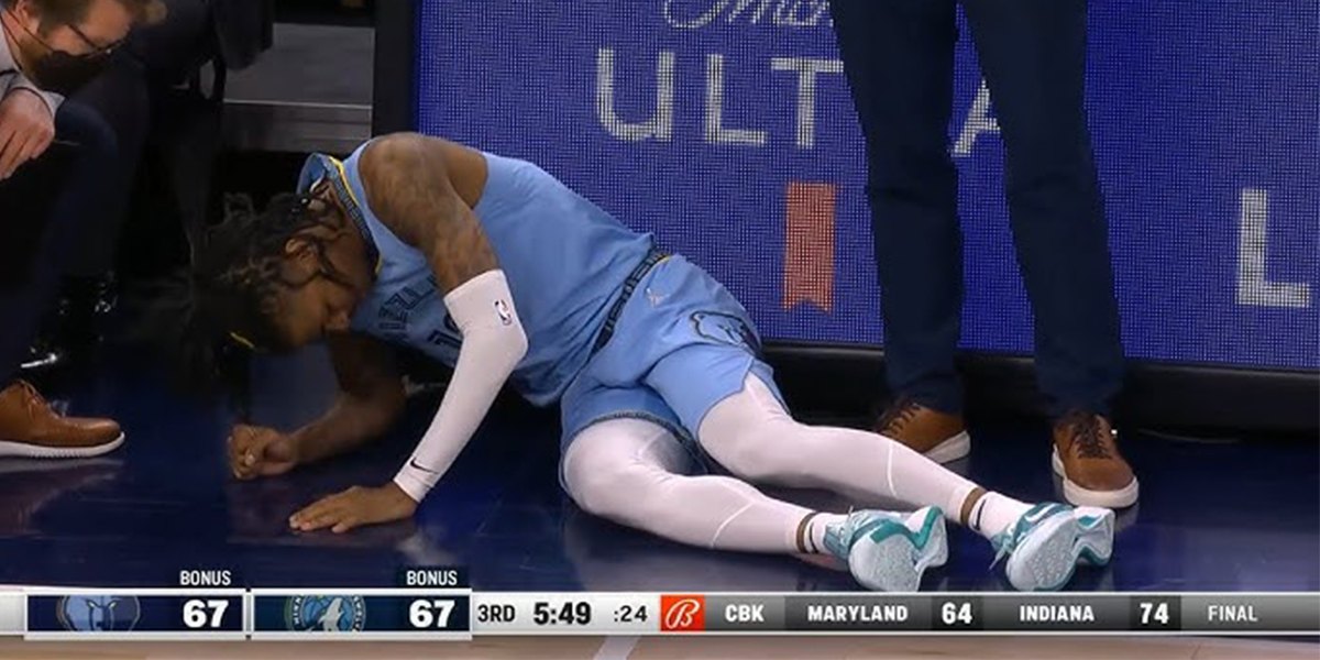 Ja Morant dopo l'infortunio all'anca