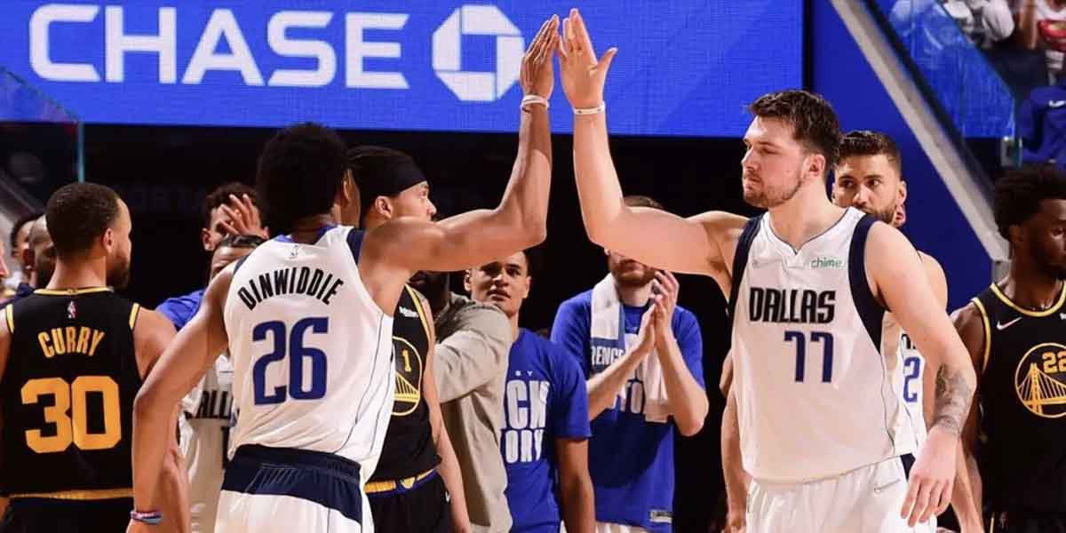 Luka Doncic e Spencer Dinwiddie