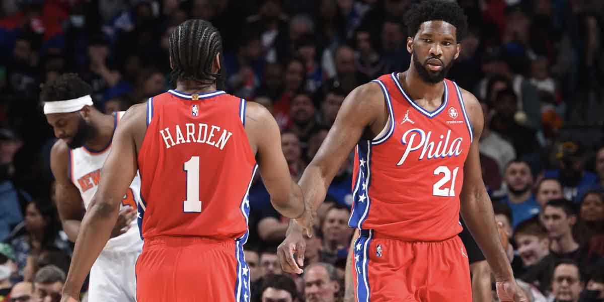 Joel Embiid e James Harden