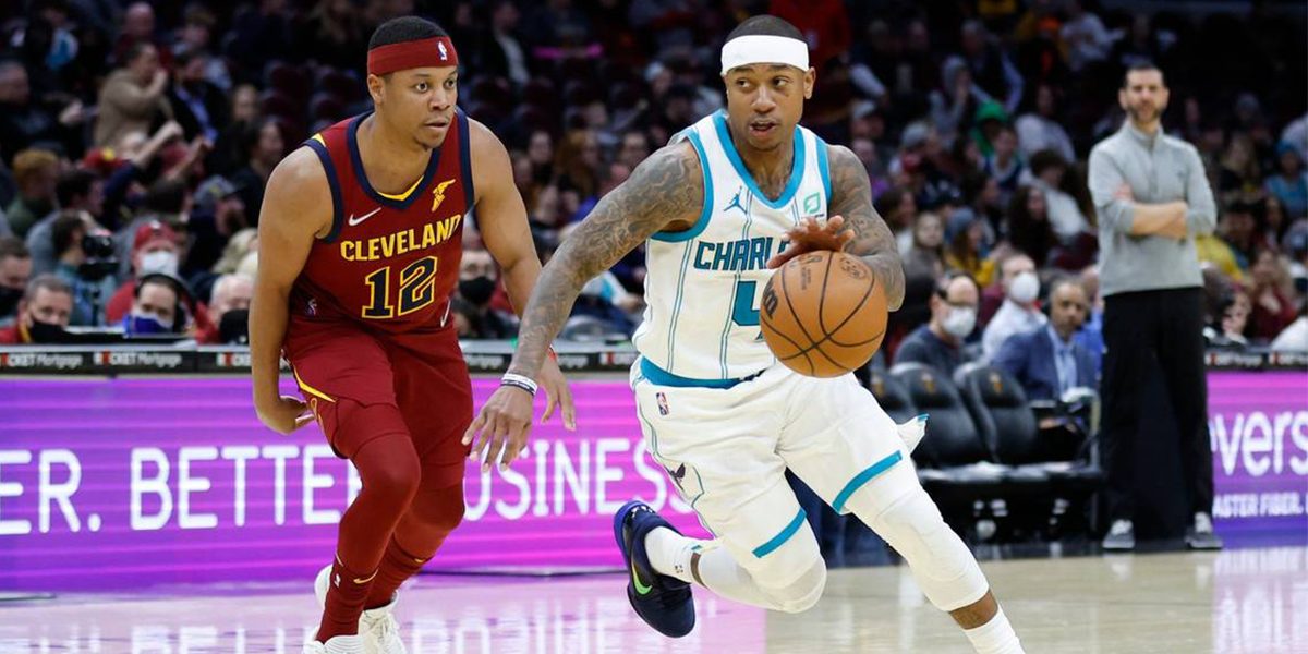 Isaiah Thomas in maglia Hornets