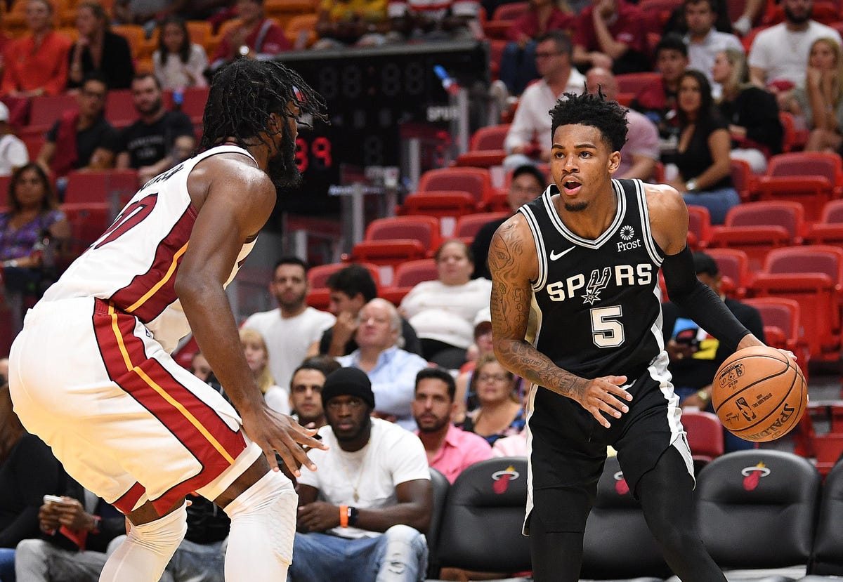 Dejounte Murray in maglia Spurs