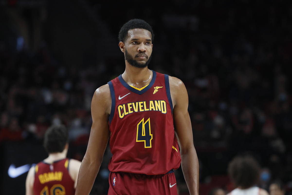 Evan Mobley