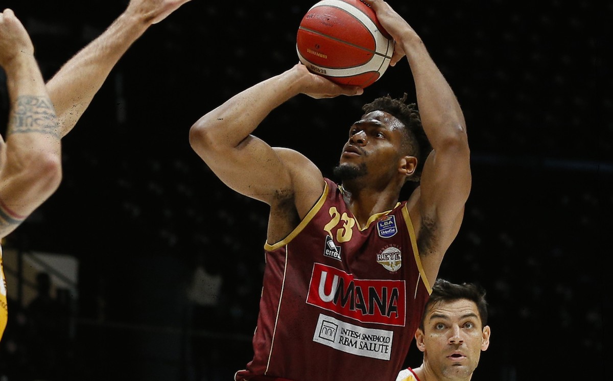 Jeff Brooks in maglia Venezia