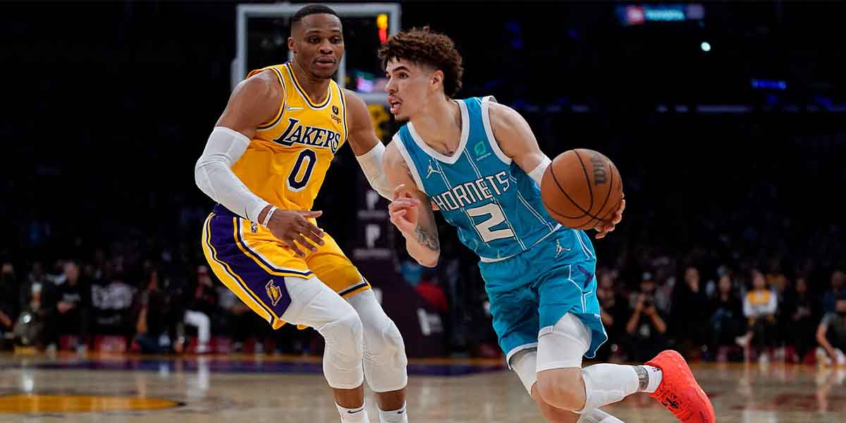 LaMelo Ball contro Russell Westbrook
