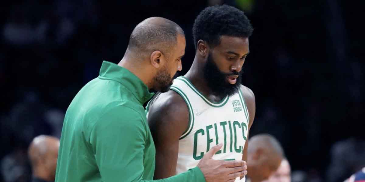 Jaylen Brown con coach ime Udoka