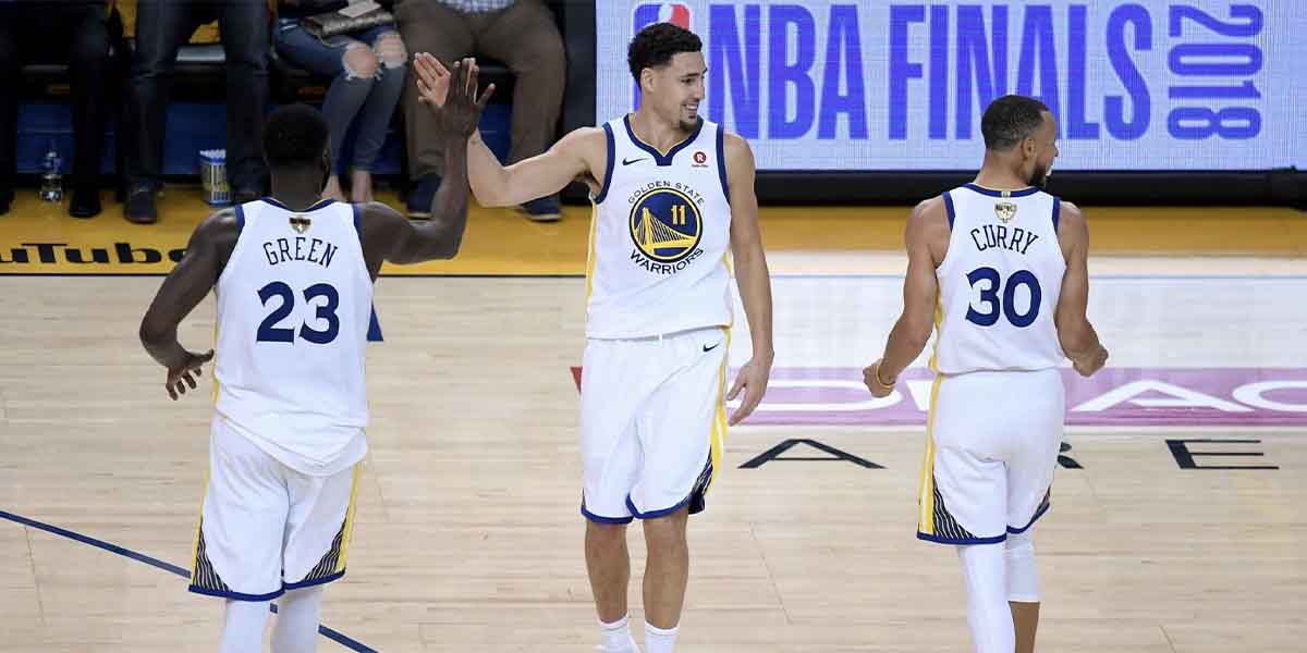 Stephen Curry, Klay Thompson e Draymond Green alle NBA Finals
