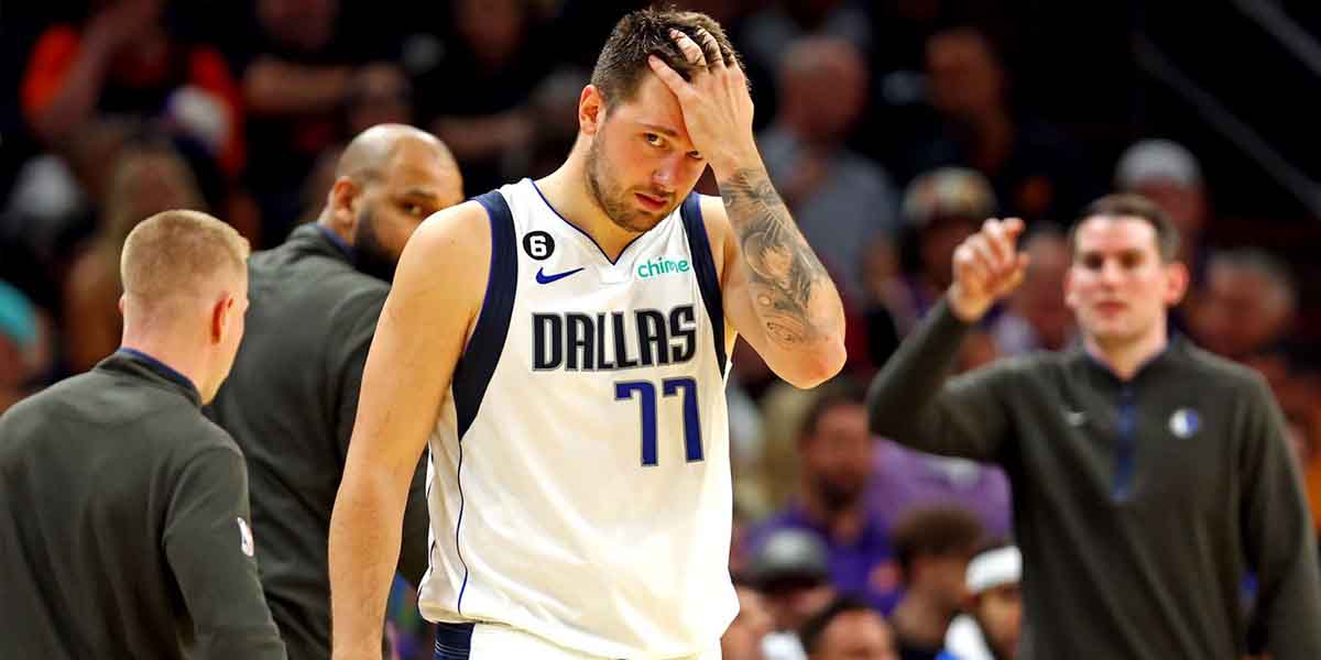 Luka Doncic deluso dopo la sconfitta
