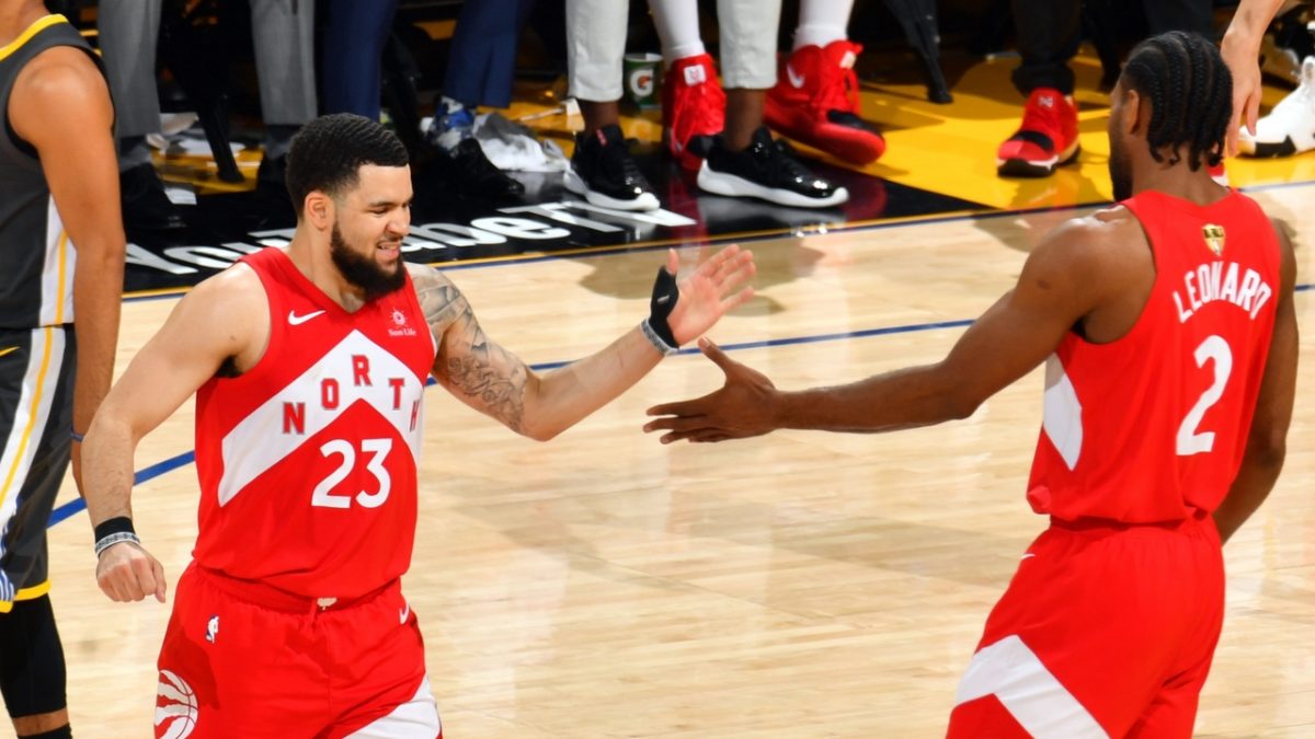 Fred VanVleet e Kawhi Leonard a Toronto