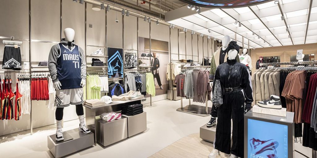 L'interno del Jordan World of Flight Milano