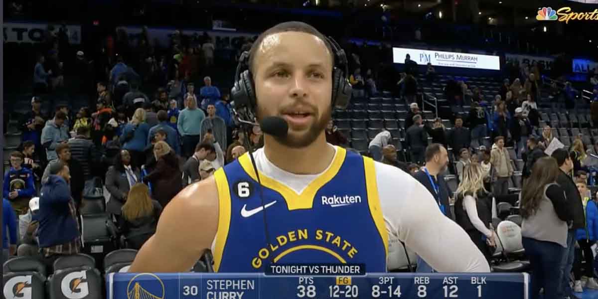 Stephen Curry parla coi media dopo aver superato Wilt Chamberlain