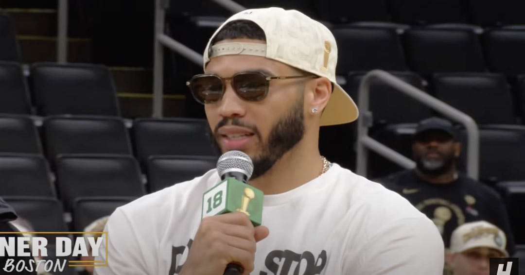 Jayson Tatum durante il Banner Day dei Boston Celtics