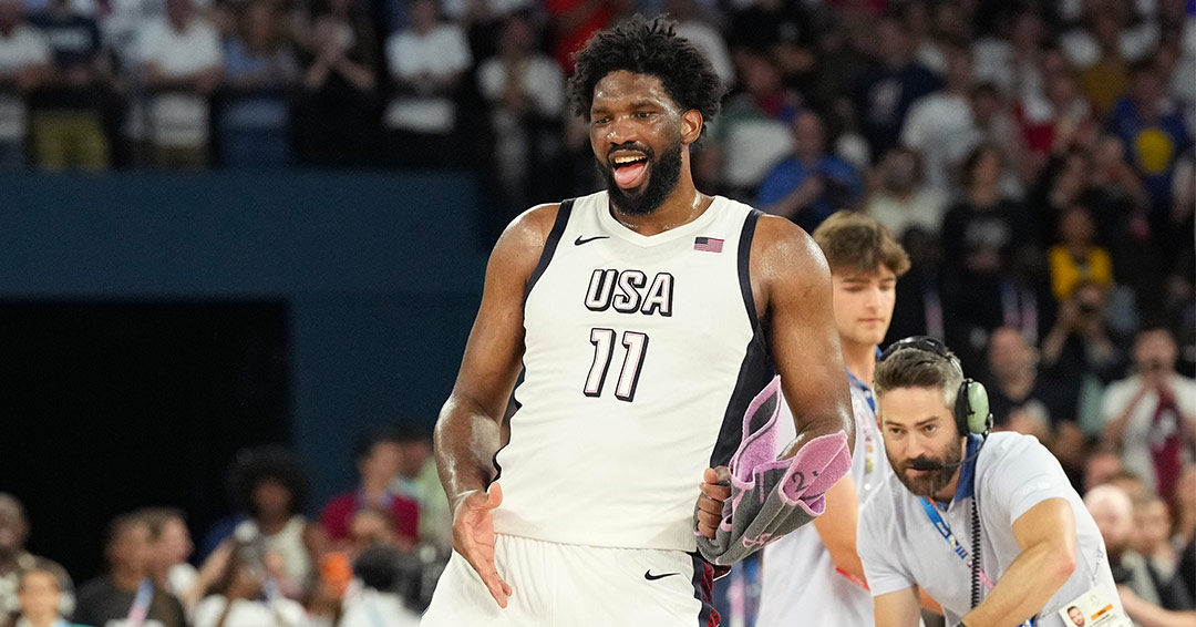 Joel Embiid esulta a Parigi 2024
