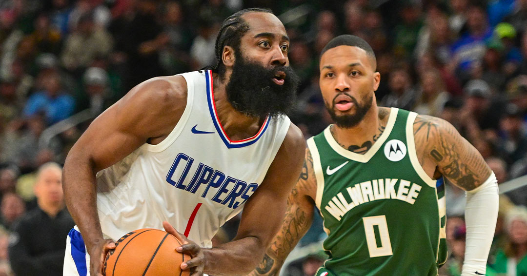 USA TODAY - James Harden e Damian Lillard in una gara tra Los Angeles Clippers e Milwaukee Bucks