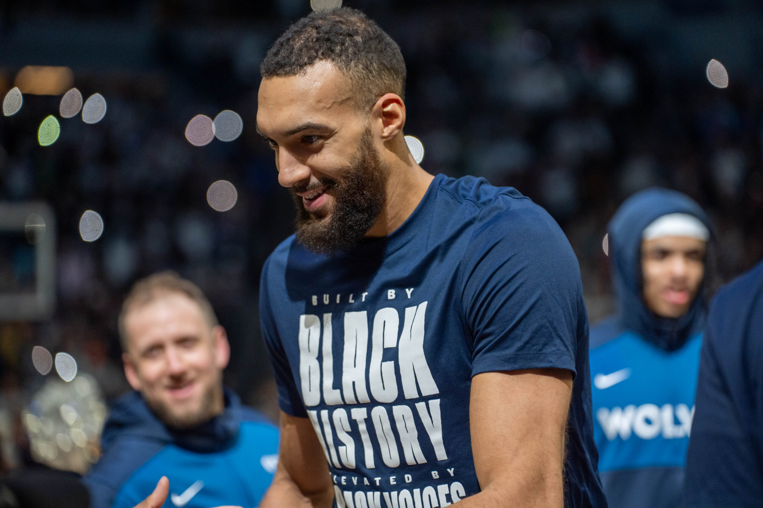 Rudy Gobert in un match di Regular Season con I Minnesota Timberwolves