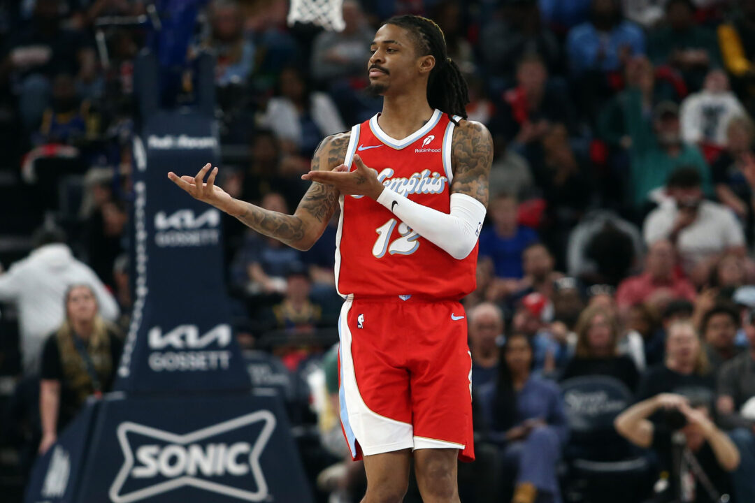 Ja Morant nel match di Regular Season tra Memphis Grizzlies e Golden State Warriors
