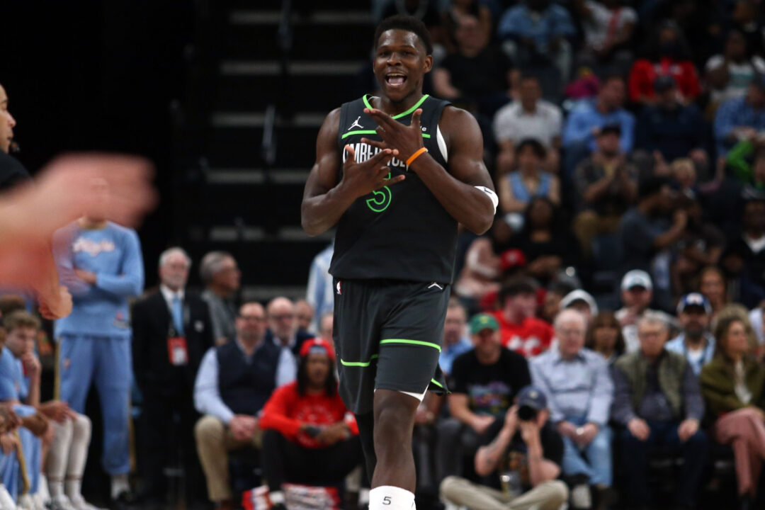 Anthony Edwards, Minnesota Timberwolves, esulta nel match di Regular Season contro i Memphis Grizzlies