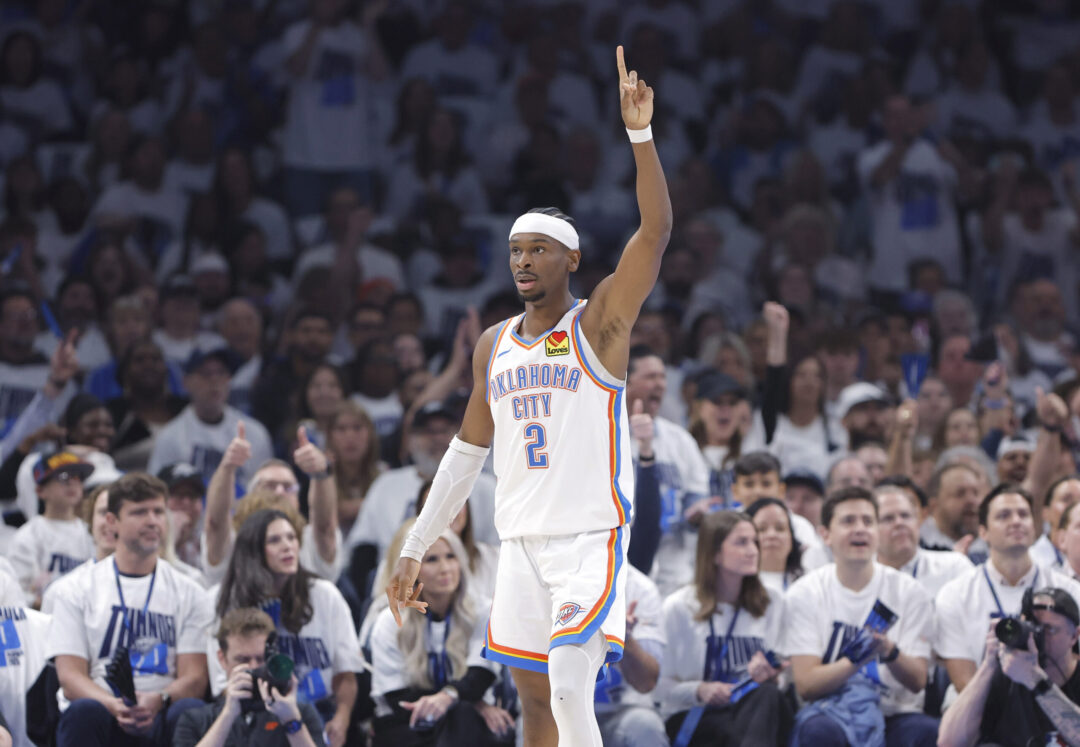 Shai Gilgeous-Alexander in Gara-1 dei Playoff NBA tra Oklahoma City Thunder e Memphis Grizzlies