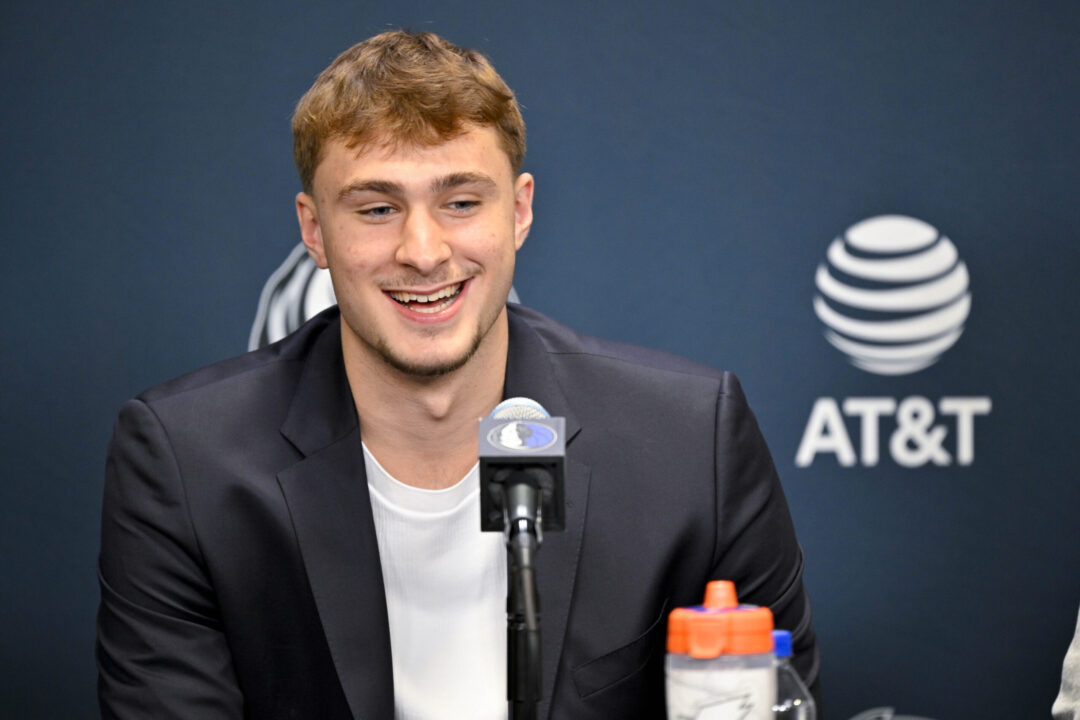 Cooper Flagg, Dallas Mavericks, alla conferenza stampa di presentazione