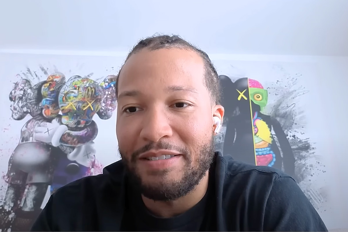 Jalen Brunson nella puntata del suo podcast, Roommate Show