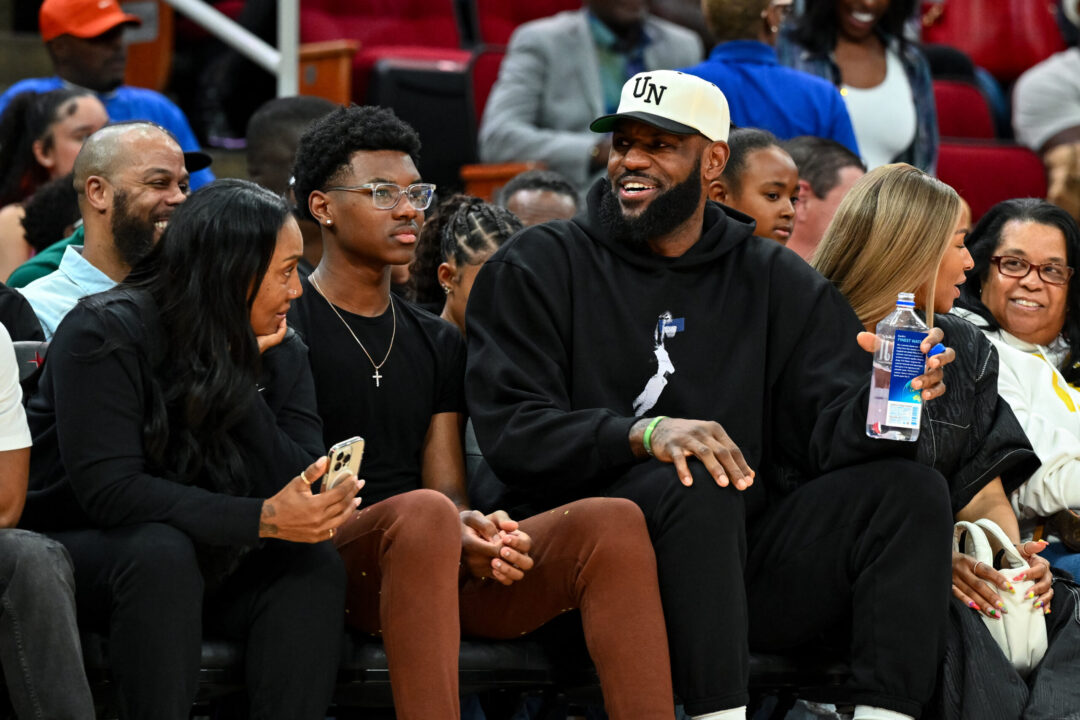 LeBron James con suo figlio Bryce