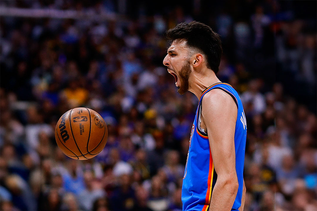 Chet Holmgren in azione con gli OKC Thunder