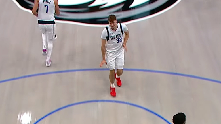 Cooper Flagg Trash Talking Mac McClung