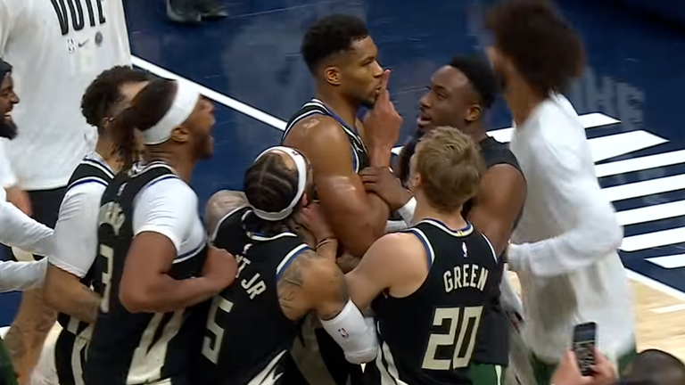 Giannis Antetokounmpo Buzzer Pacers