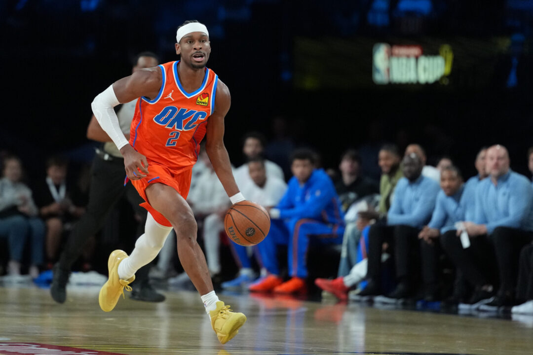 Shai Gilgeous-Alexander, Oklahoma City Thunder, in palleggio