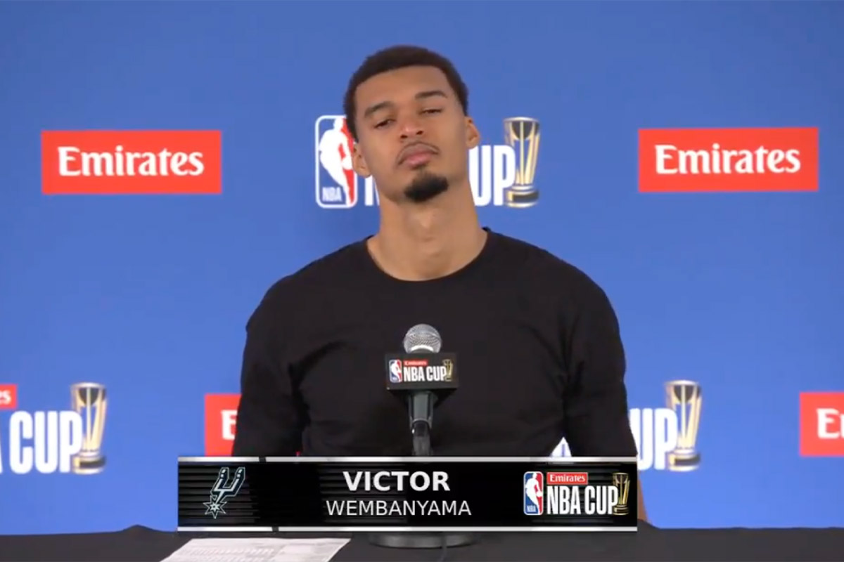 Victor Wembanyama in conferenza stampa dopo la Finale di NBA Cup