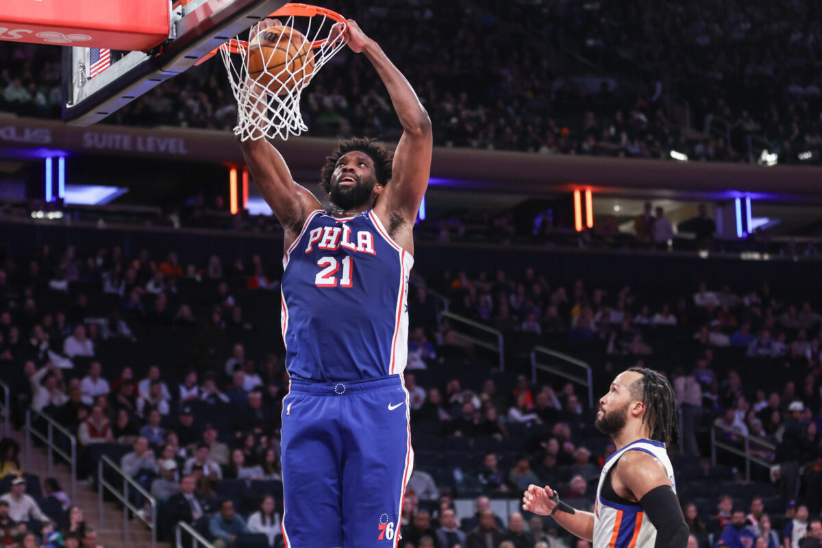 Joel Embiid Dunk 76ers