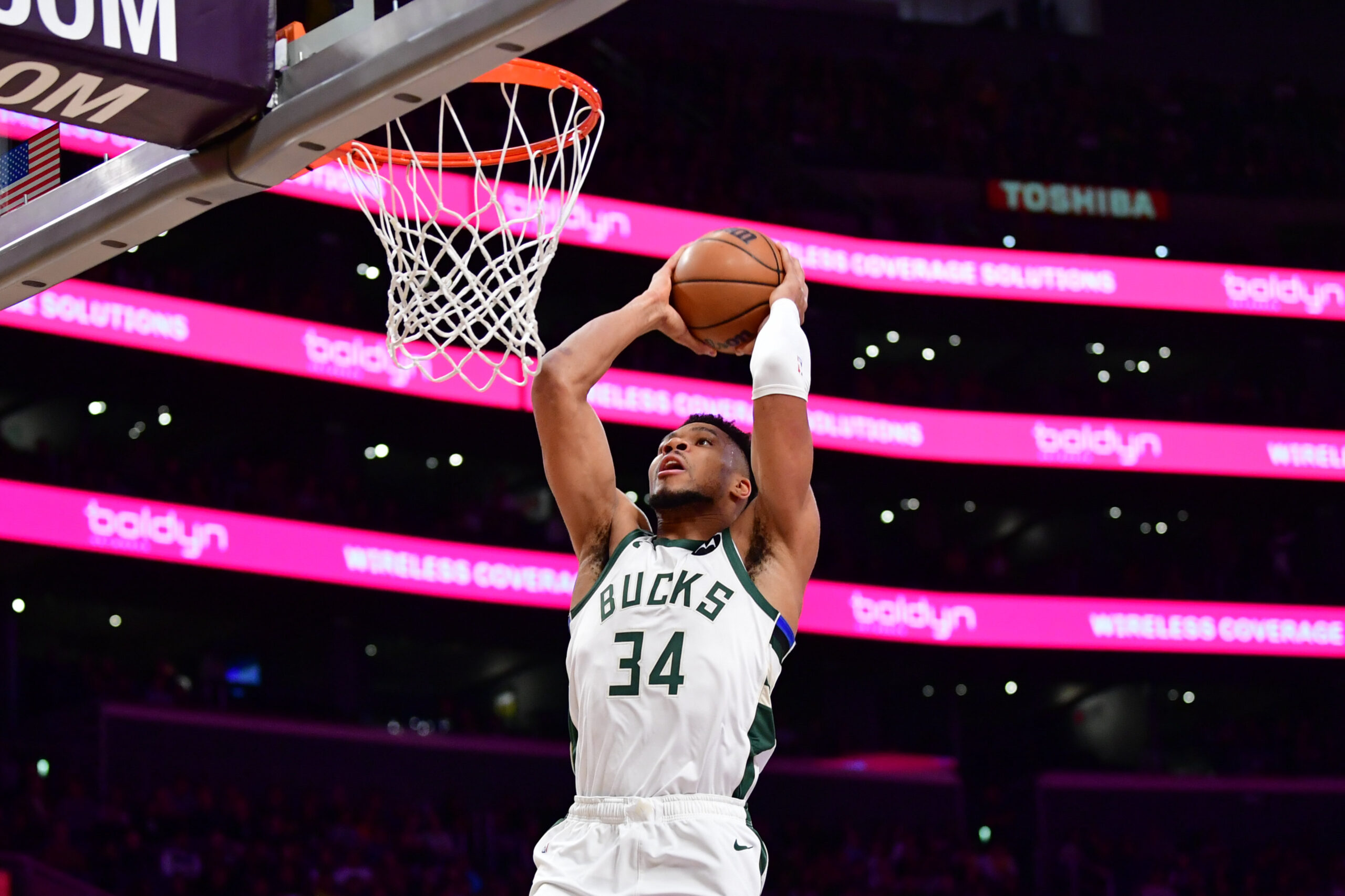 Giannis Antetokounmpo Lakers