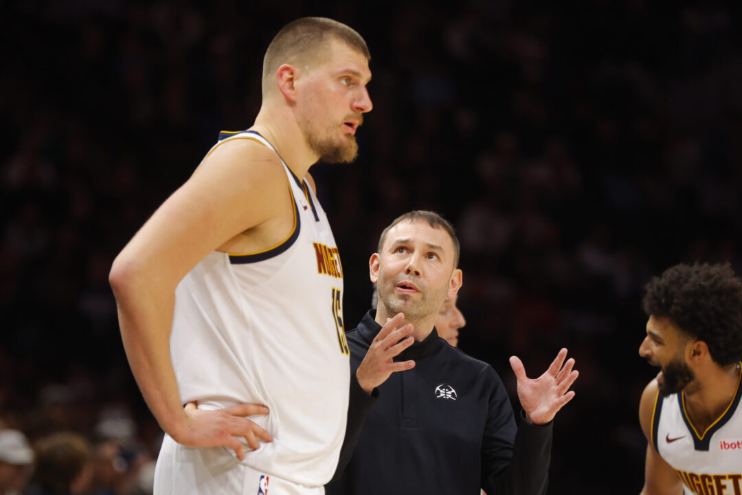 Nikola Jokic e coach David Adelman