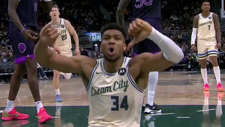 Giannis Antetokounmpo BOOS BACK at Bucks Crowd