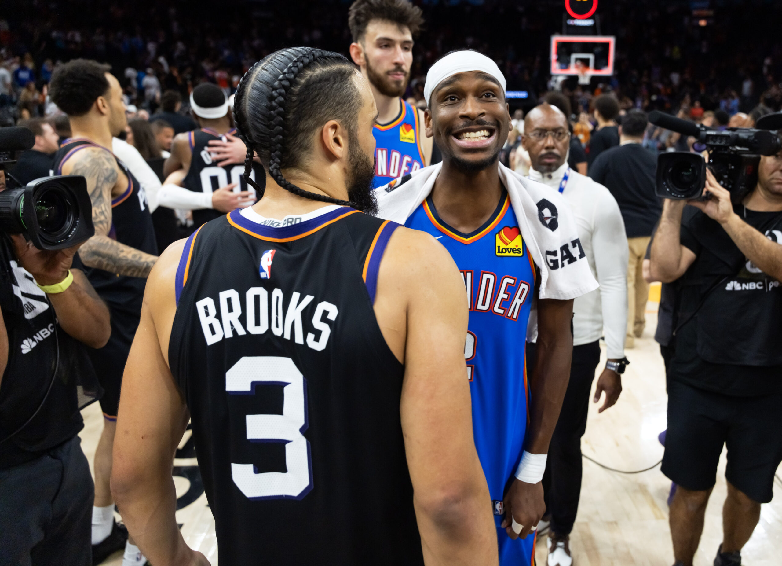 Shai Gilgeous-Alexander trolls Dillon Brooks