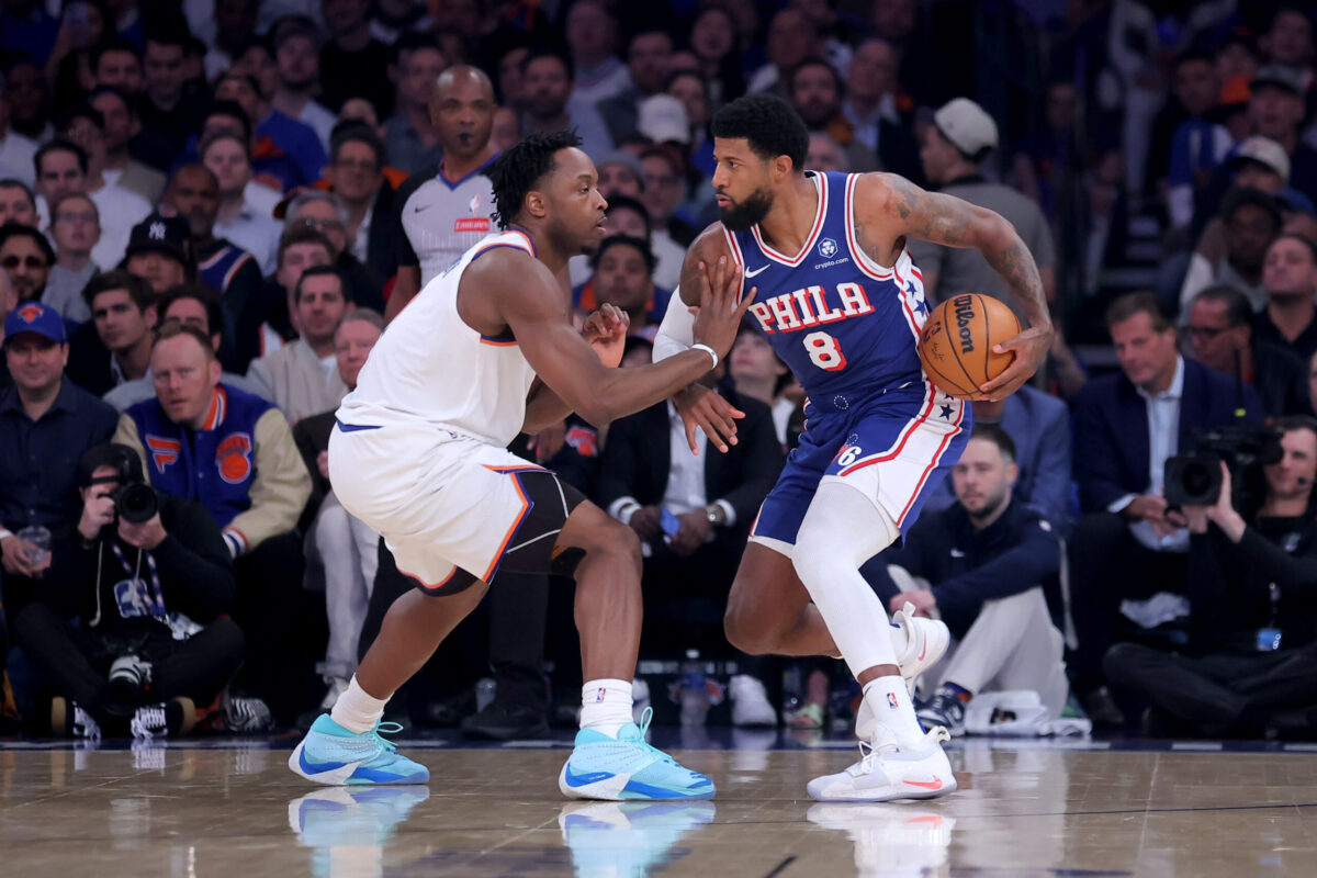 Paul George contro OG Anunomby in Gara 1 tra Sixers e Knicks