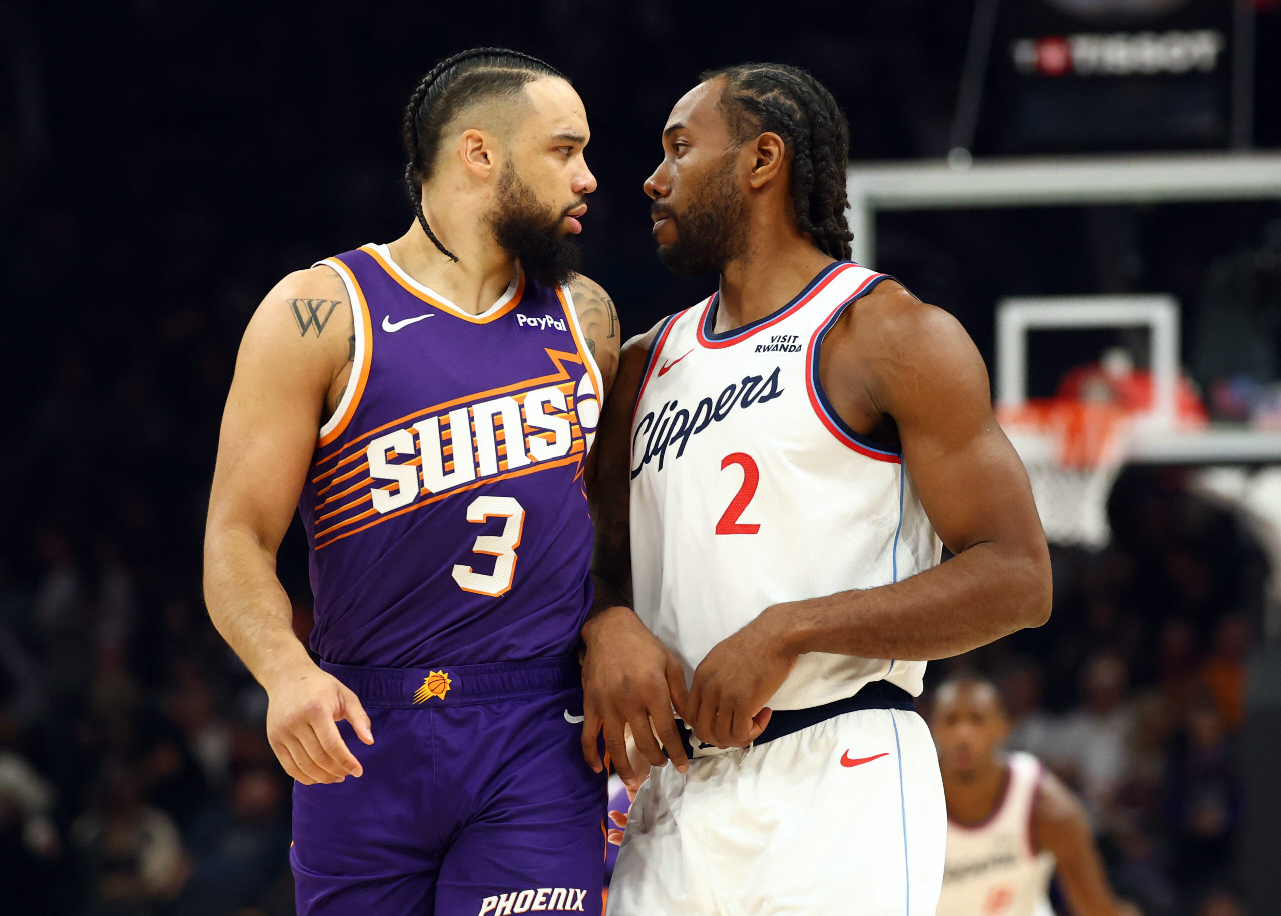Dillon Brooks (Suns) faccia a faccia con Kawhi Leonard (Clippers)